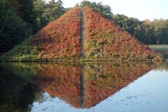  Tumulus im Park von Branitz